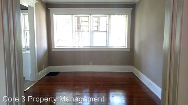 Building Photo - 1 br, 1 bath Apartment - 408 N. Lee St.