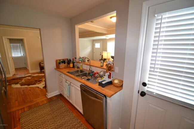 Foto del edificio - 2125 Arcadia Pl