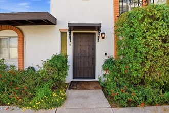 Building Photo - 3702 E Monterosa St