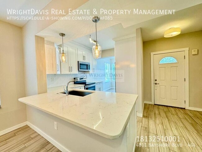 Building Photo - 4811 Bayshore Blvd