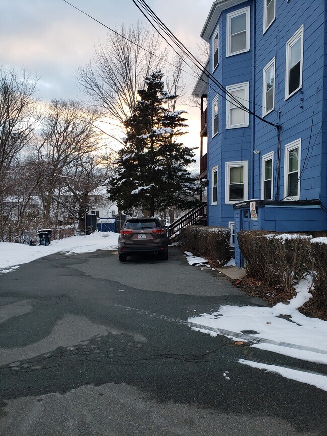 Foto del edificio - 108 Belair St