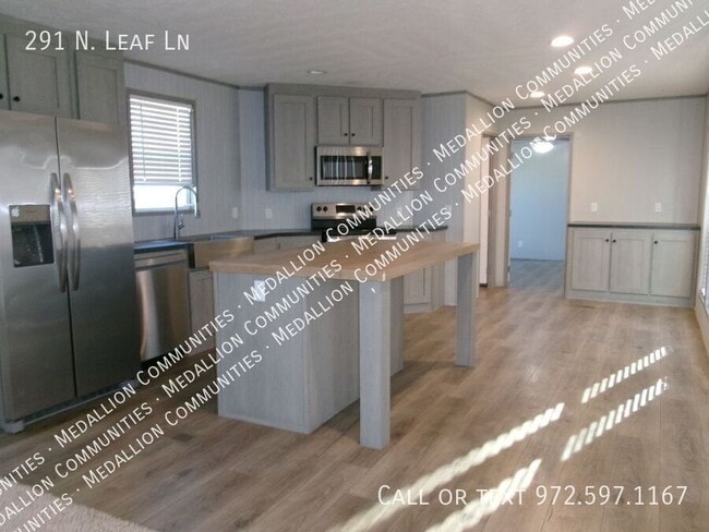 Building Photo - 291 Leaf Ln