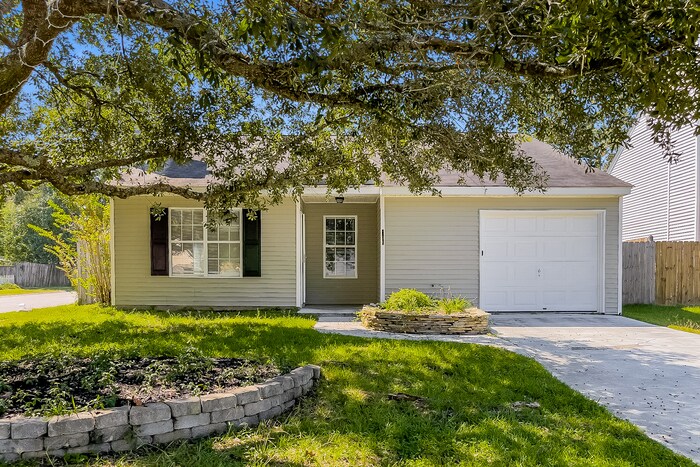 Foto principal - 8203 Quail Hollow Ct