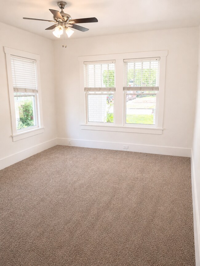 Foto del edificio - Convenient Ardmore Location