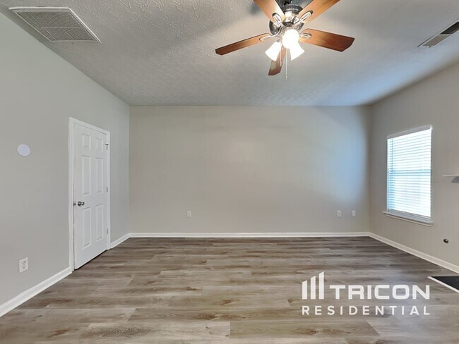 Building Photo - 2615 Patriots Rd