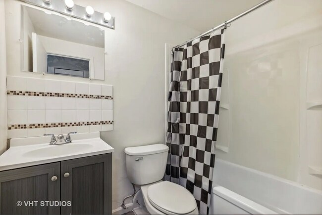 Foto del edificio - 5543 Allemong Dr