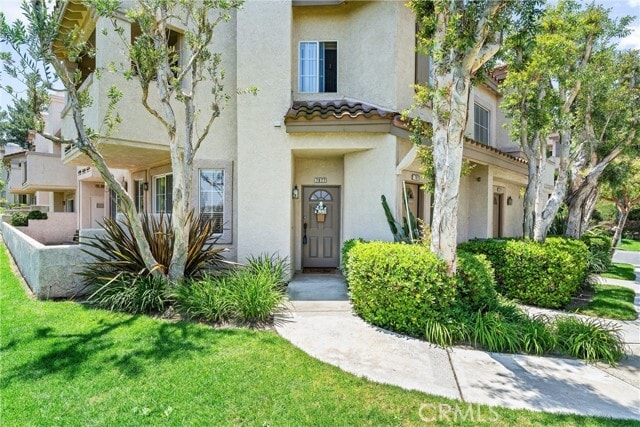 Building Photo - 7977 E Viewrim Dr