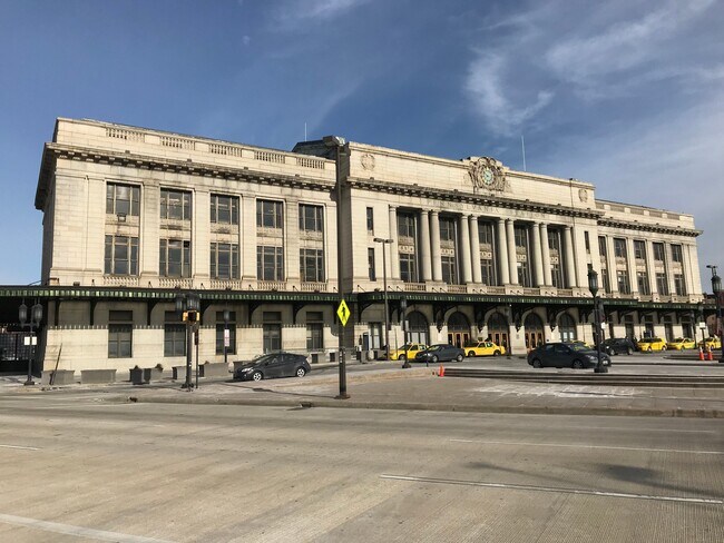 Foto del edificio - 1301 St Paul St