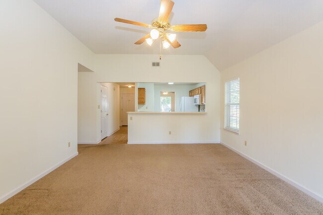 Building Photo - 5892 Alexandria Ln