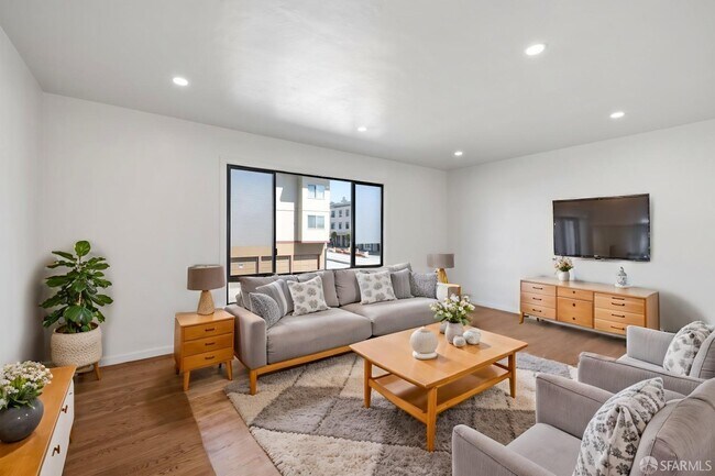 Foto del edificio - 2395 27th Ave