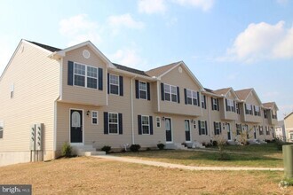 Building Photo - 124 Bay Hill Ln
