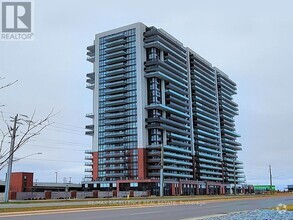 Building Photo - 2550-2550 Simcoe St N