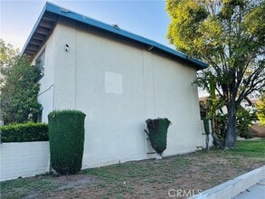 Building Photo - 607 N Dalton Ave