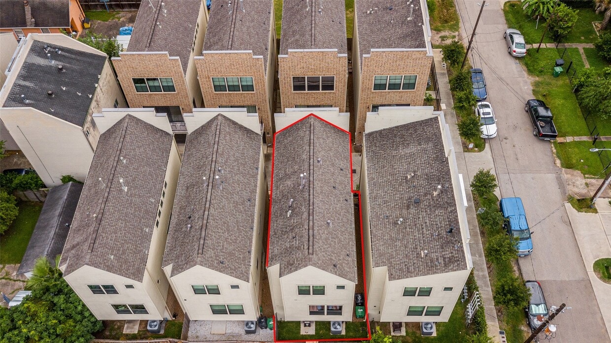 Foto del edificio - 5307 Petty St