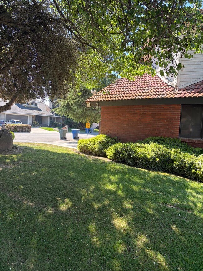 Foto del edificio - Exceptional 3 bedroom plus Loft or 4th bedroom