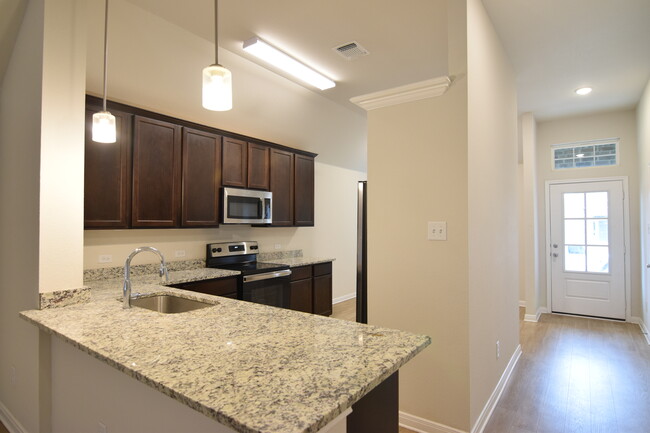 Building Photo - 9605 Caemlyn Cv
