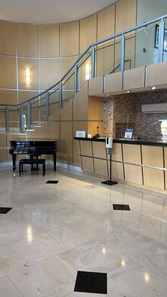 Building Photo - 6770 Indian Creek Dr