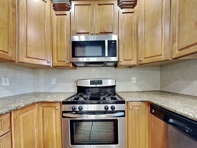 Foto del edificio - 1351 Eubanks Ave