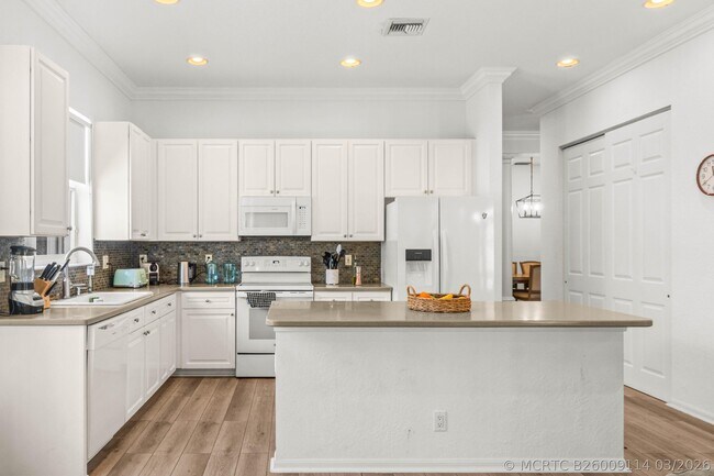 Foto del edificio - 4621 Windward Cove Ln