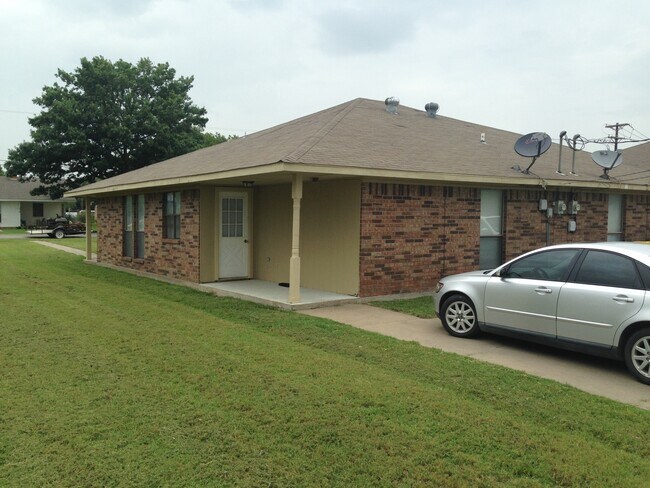 Foto del edificio - 557 W Jefferson St