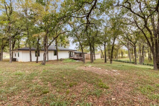 Building Photo - Beautiful Room for Rent