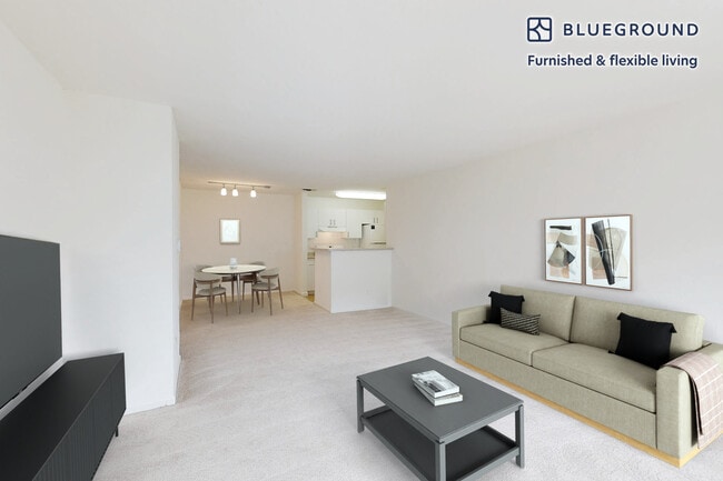 Building Photo - 313 Avalon Cir