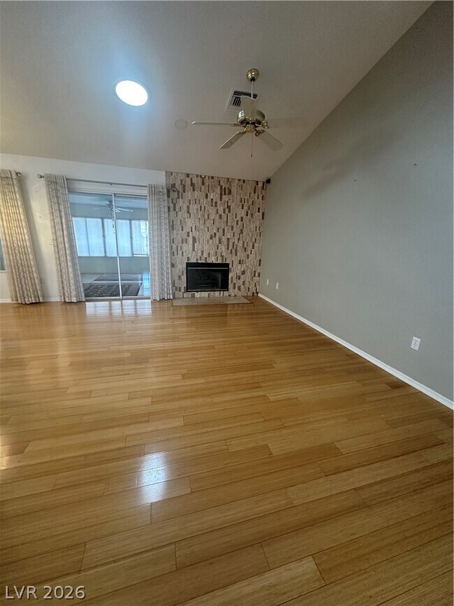 Building Photo - 3013 Hawksdale Dr