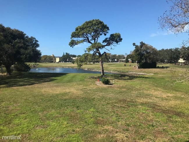 Foto del edificio - 2 br, 2 bath Condo - 2410 Franciscan dr