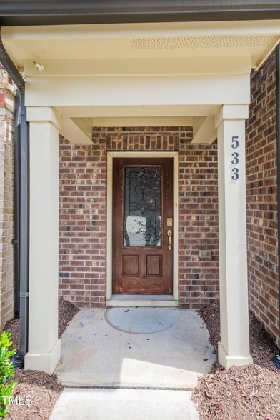 Building Photo - 533 Fumagalli Dr