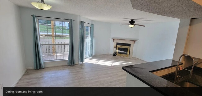 Building Photo - 59 Leafwood Ln