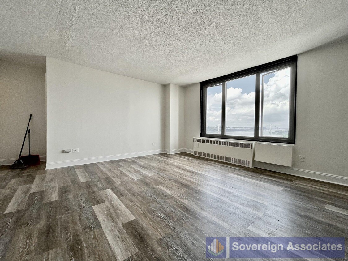 Foto principal - 3333 Broadway
