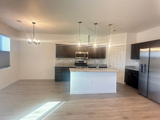 Foto del edificio - 1089 Walsh St SE
