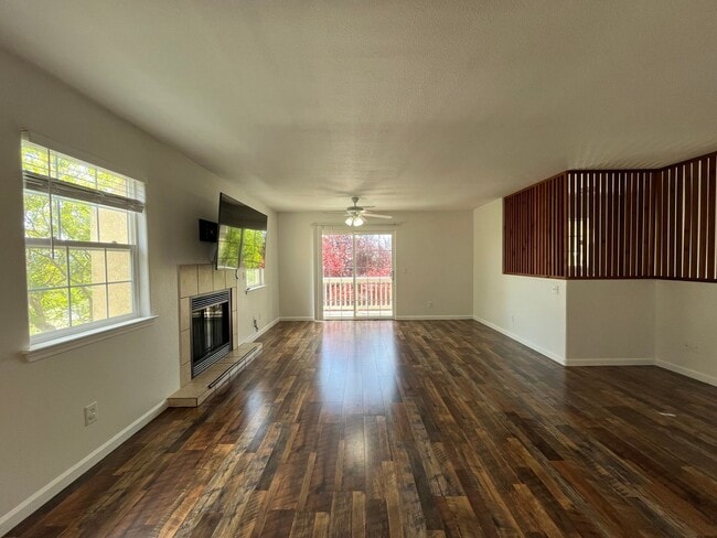 Building Photo - Charming 3 bedroom home in Paso Robles