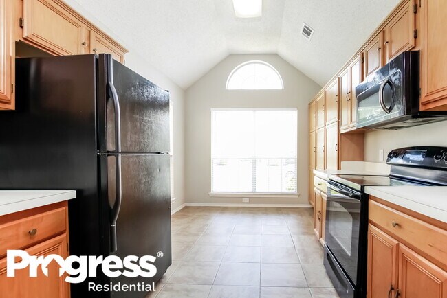 Foto del edificio - 926 Azalia Dr