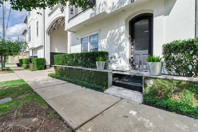 Foto del edificio - 619 Live Oak St