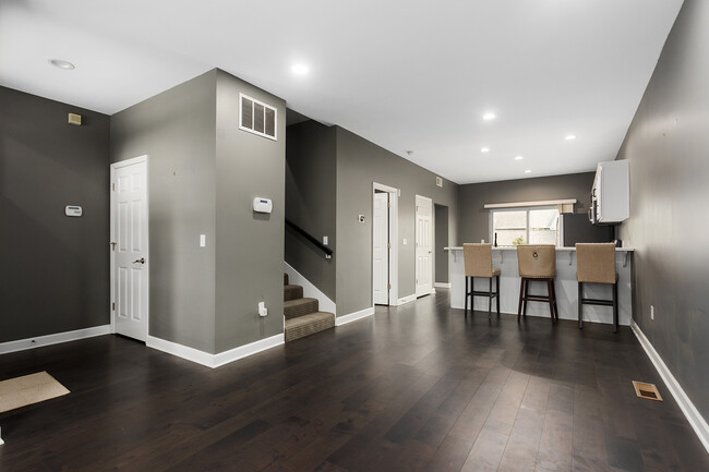 Building Photo - 1154 Beacon Hill Ln