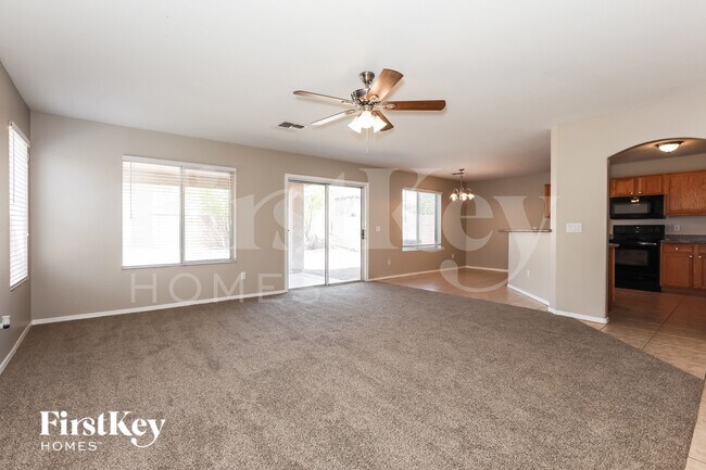 Foto del edificio - 31351 N Blackfoot Dr