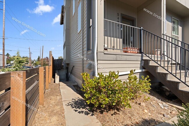 Foto del edificio - North Portland Studio ADU – Modern Finishe...