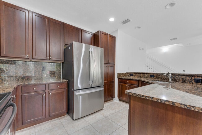 Building Photo - 6077 Grand Cypress Cir W