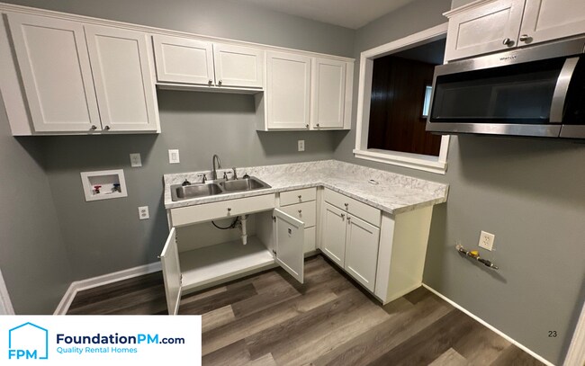 Foto del edificio - 3767 Philsdale Ave