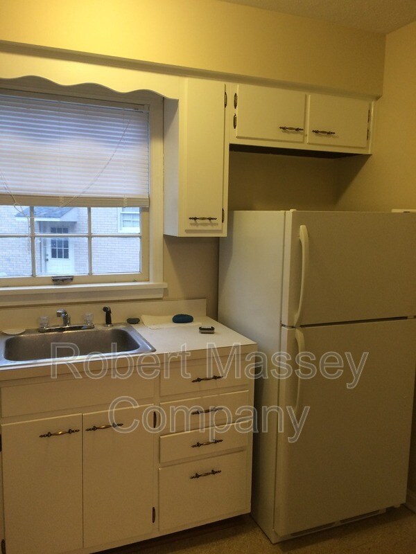 Building Photo - 2212 Steier Ln