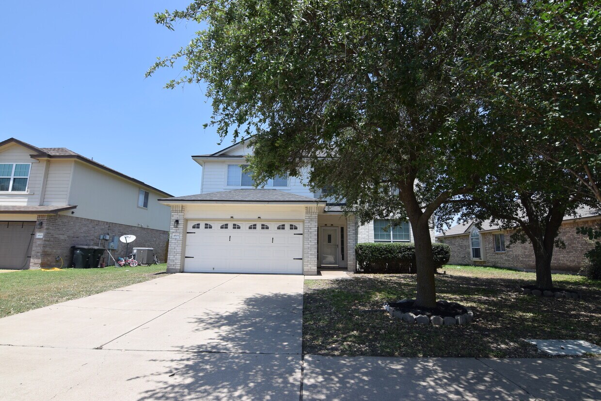 Primary Photo - 4503 Golden Gate Dr