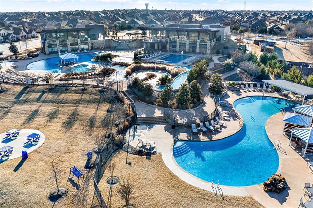 Foto del edificio - 2026 Silent Shore St