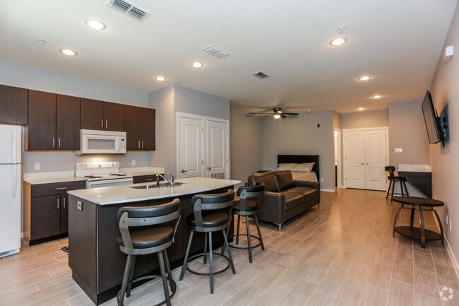 Interior Photo - Tri-Gen Construction - University Apartments