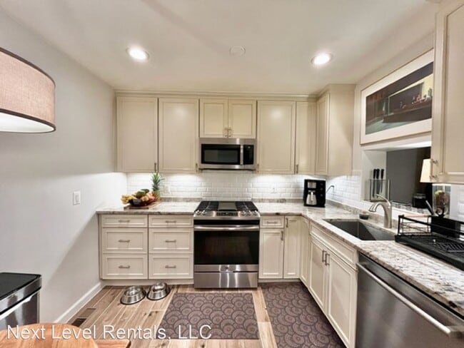 Building Photo - 4 br, 2 bath House - 7008 Aronow Drive