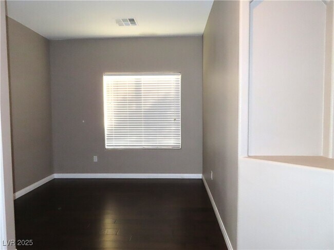 Foto del edificio - 235 Devotion Ct