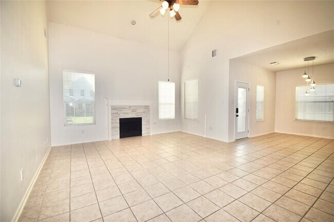 Building Photo - 5506 Flower Grove Ct