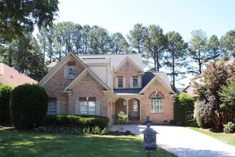 Building Photo - 17404 Summer Pl Dr