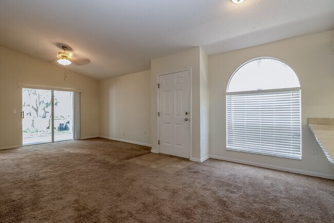 Building Photo - 7915 Barclay Rd