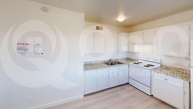 Foto del edificio - 729 E Hazel Dr